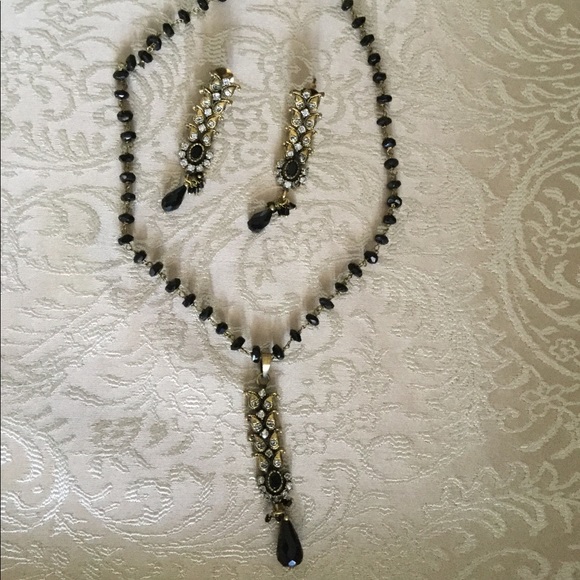 Indian jewelry - Picture 1 of 3